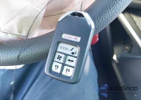 2021 Honda Clarity Plug-In Hybrid из США, поврежденный, VIN JHMZC5F16MC001670